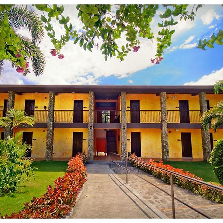 Flushing Meadows Resorts & Playground Panglao Bagian luar foto