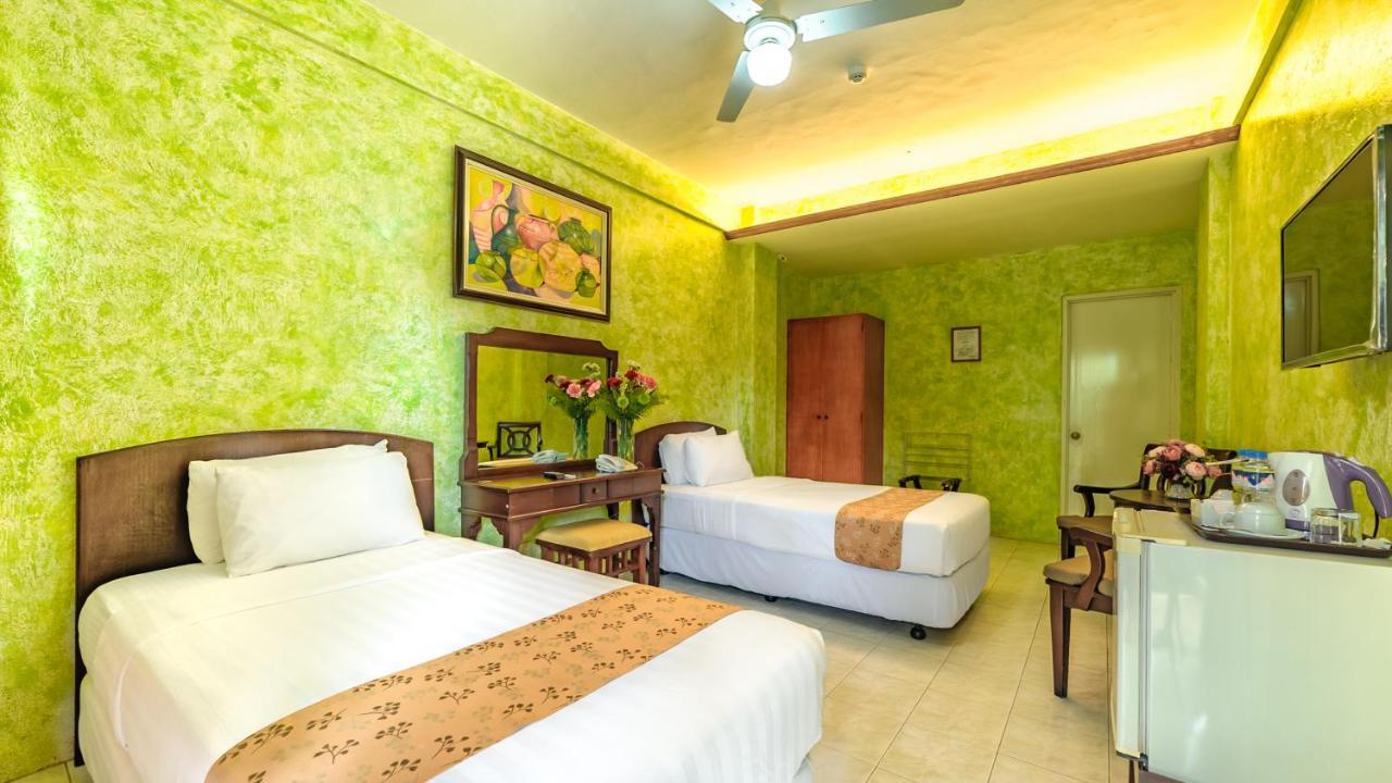 Flushing Meadows Resorts & Playground Panglao Bagian luar foto