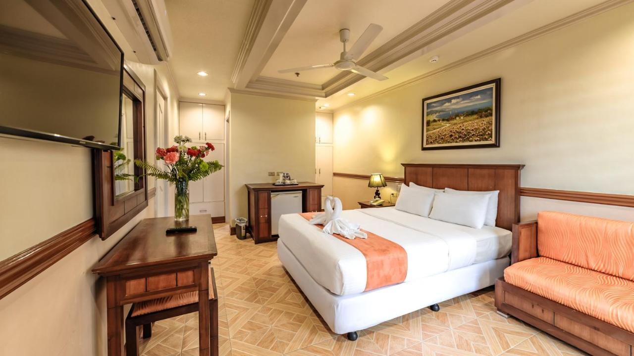 Flushing Meadows Resorts & Playground Panglao Bagian luar foto